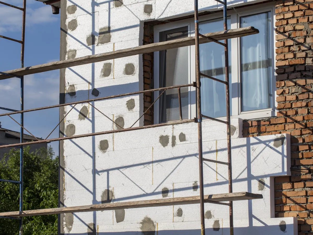 Renovación de fachadas y acabados arquitectónicos por TEZCAT